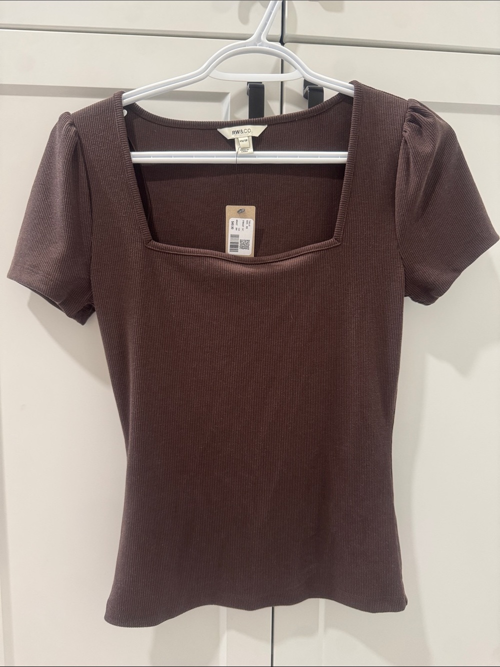 RW&CO. Brown Square Neck Ribbed Short Sleeve Top